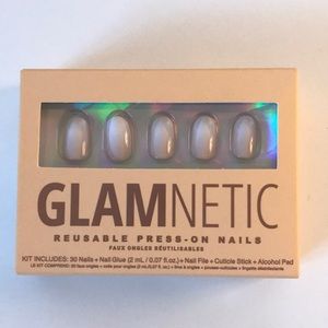 Glamnetic press on nails